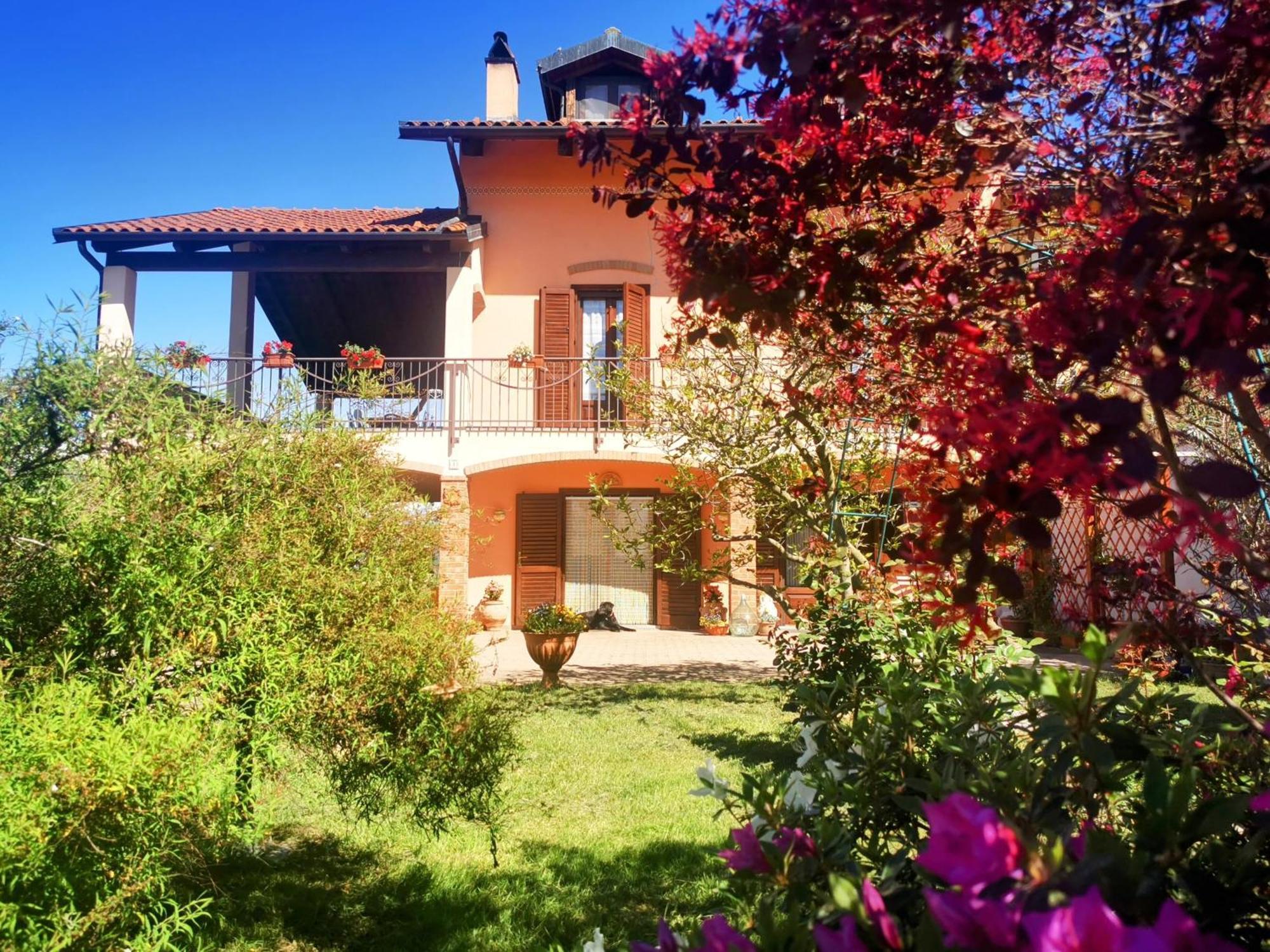Orto Del Pettirosso Apartment Front Exterior photo
